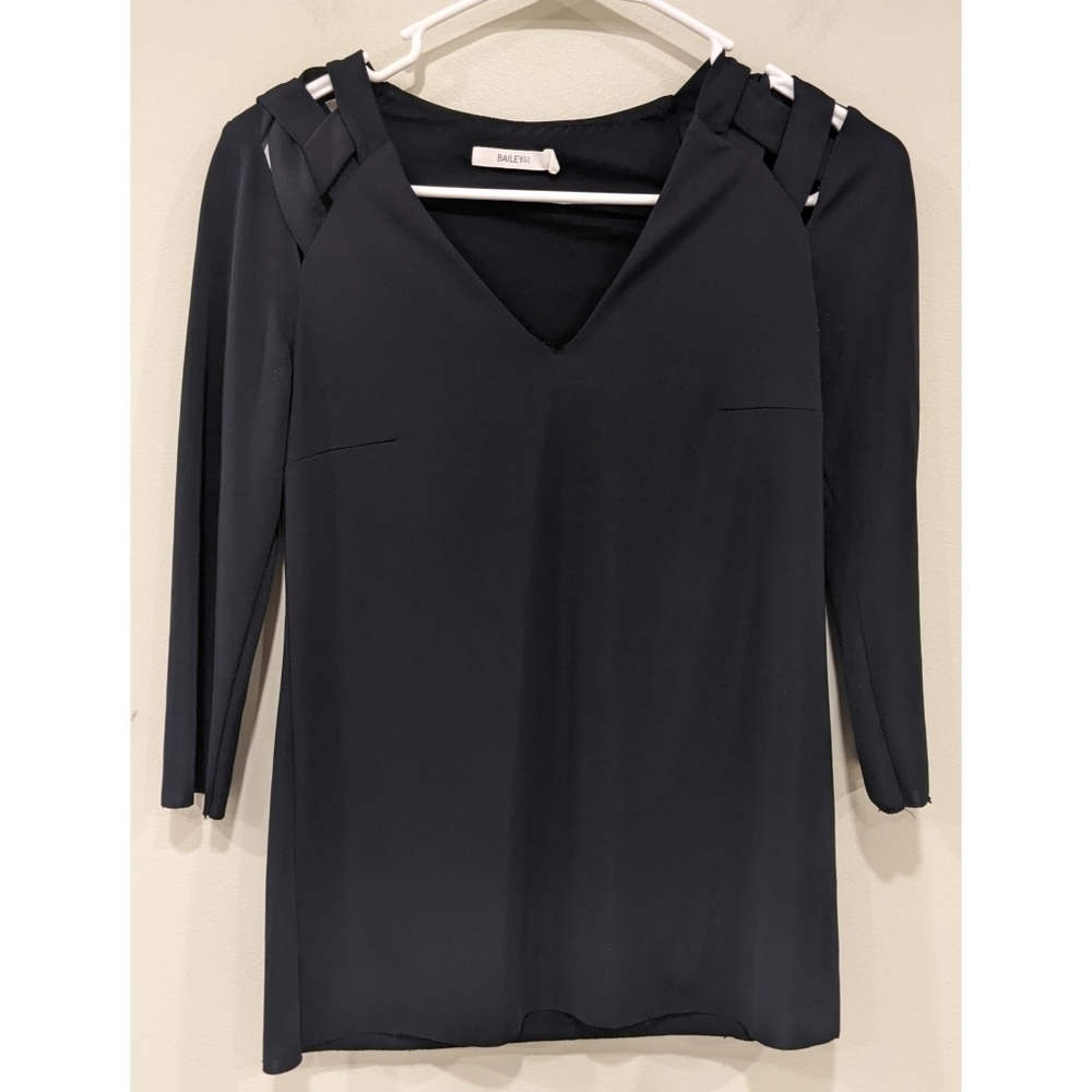 Bailey 44 Black V-neck Woven Shoulder Size XS